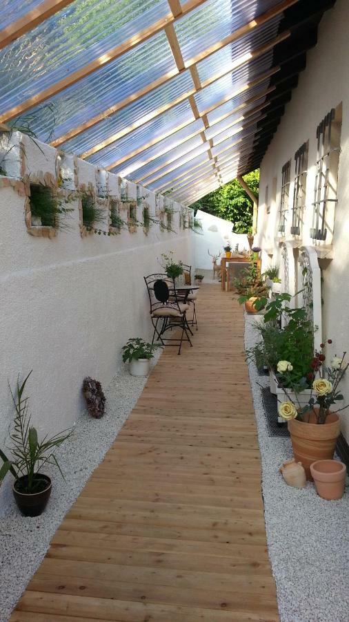 Marburg Apartment Pfiffige Luisa In Ruhiger Waldrandlage Mit Balkon Und Wintergarten Ngoại thất bức ảnh